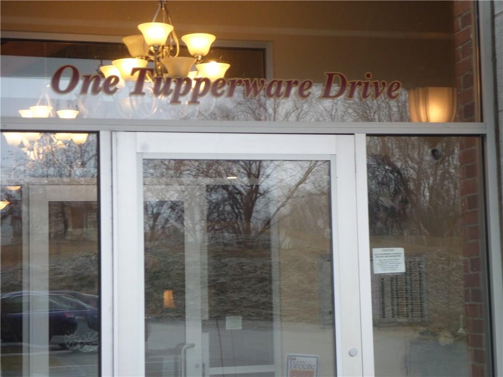 Tupperware for sale in Smithfield, North Carolina