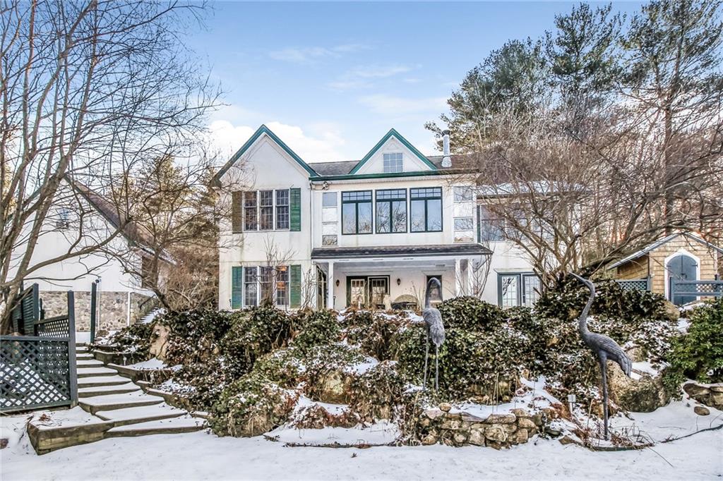 119 Bates Trail, West Greenwich