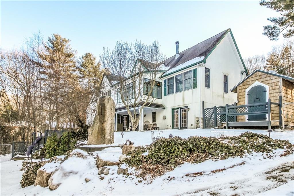 119 Bates Trail, West Greenwich