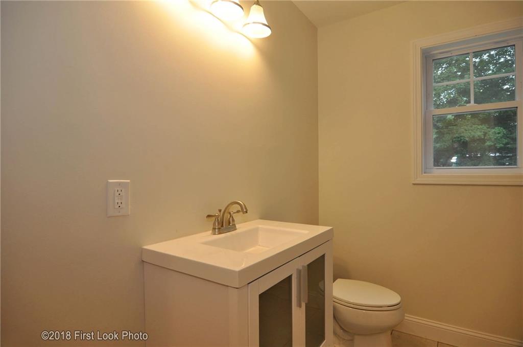 1505 Douglas Avenue, Unit#b, North Providence