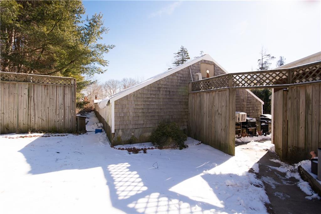 680 Windwood Drive, Tiverton