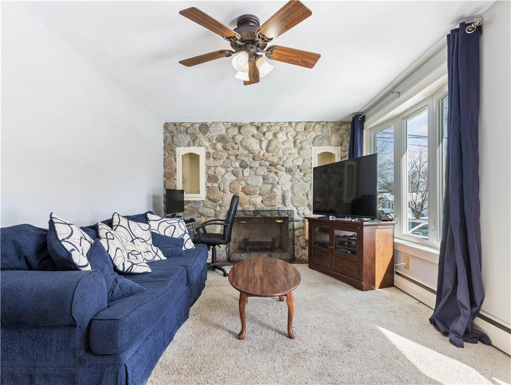 2 Hillcrest Avenue, Johnston