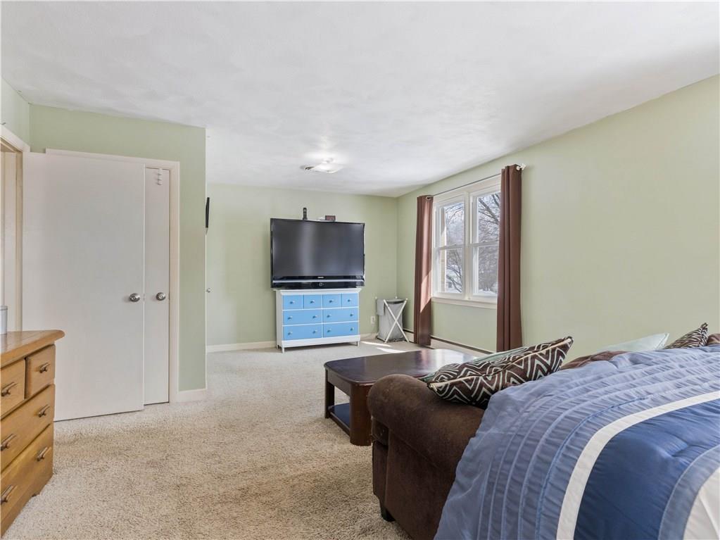 2 Hillcrest Avenue, Johnston