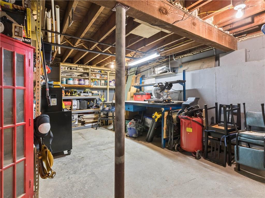 2 Hillcrest Avenue, Johnston
