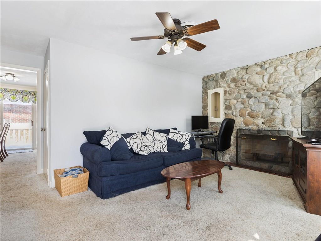 2 Hillcrest Avenue, Johnston