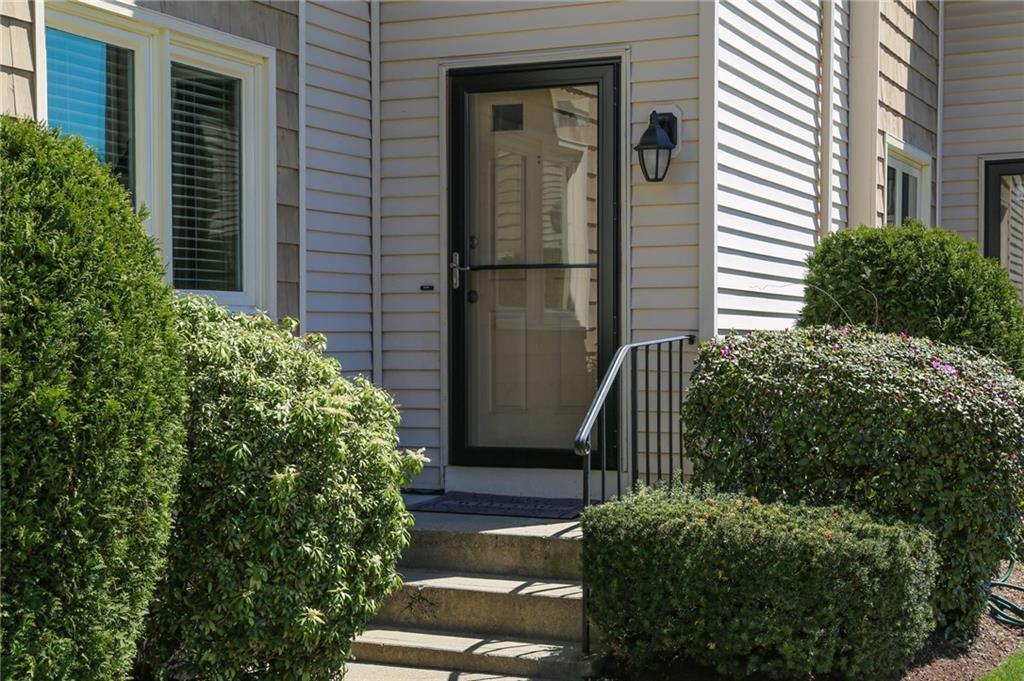 500 East Greenwich Avenue, Unit119, West Warwick, RI 02893 MLS