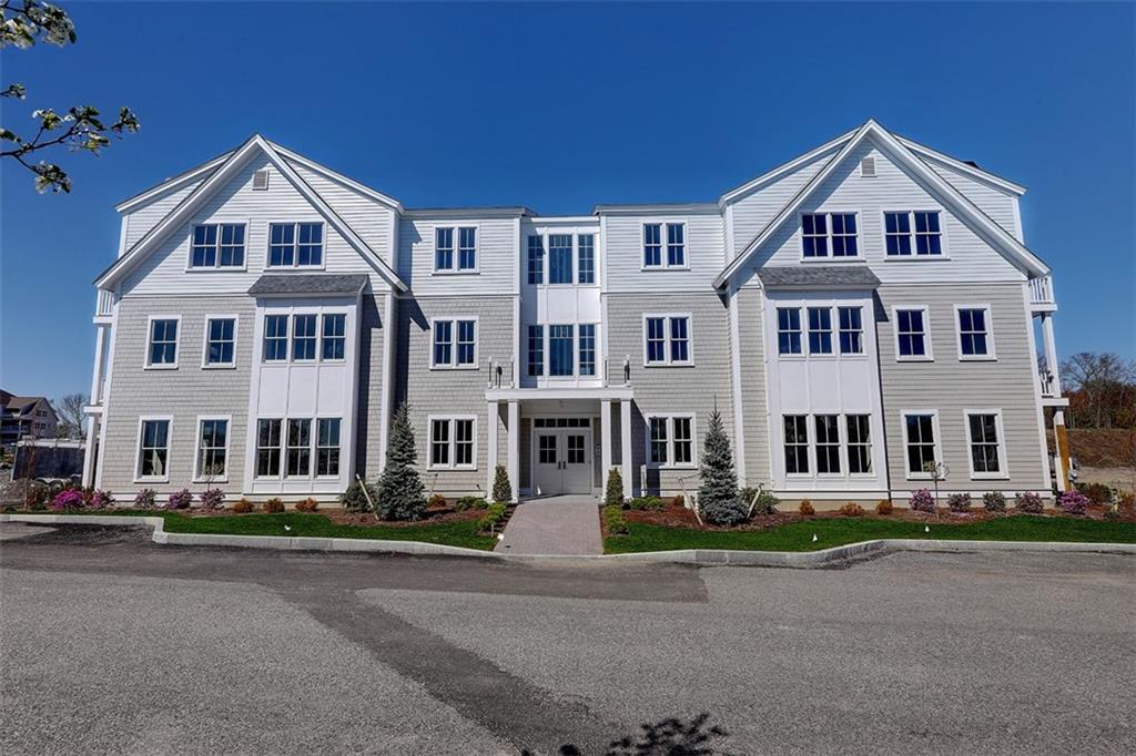 34 Kettle Point Avenue, Unit#b, East Providence