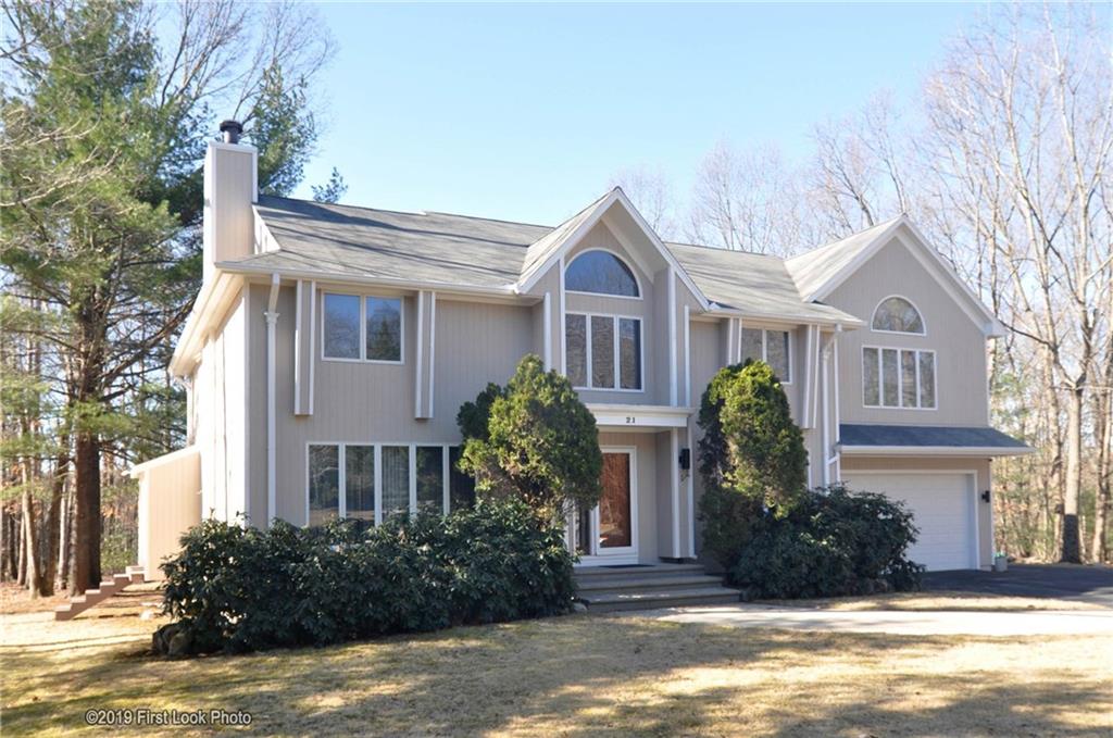 21 Young Lane, Johnston, RI 02919 MLS 1218536 Lila Delman