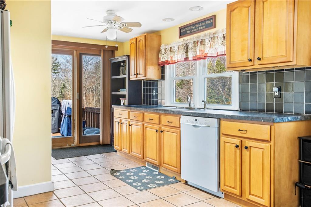 37 Westcott Road, Scituate, RI 02857 MLS 1218853 Lila Delman