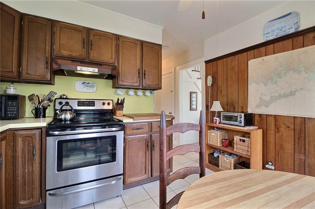 13 Champlin Drive, Westerly, RI 02891 MLS 1218867 Lila Delman