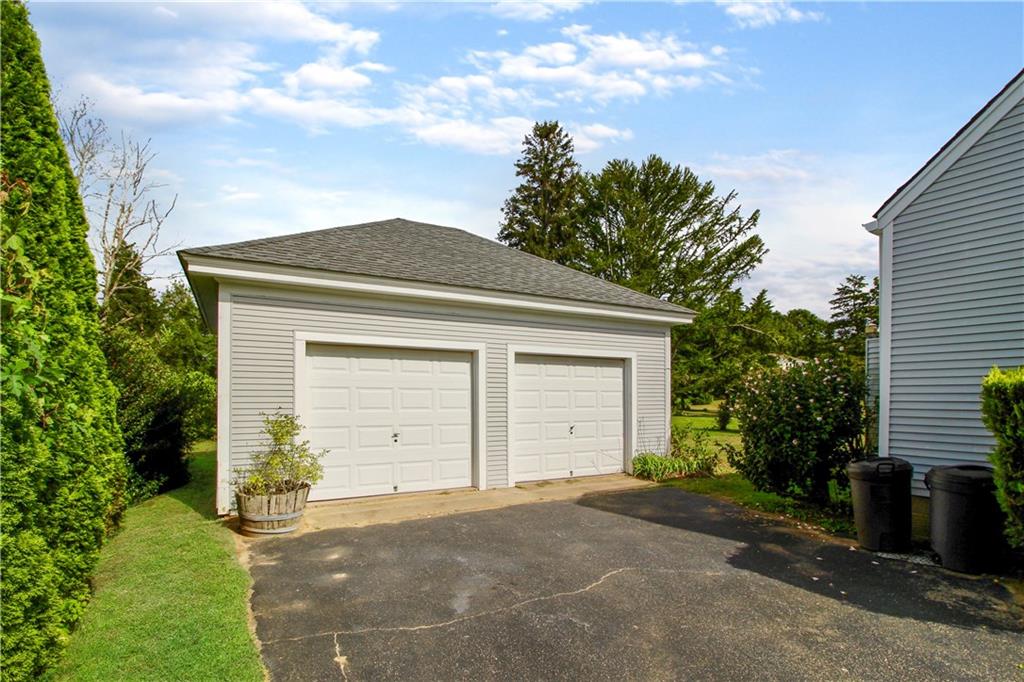 13 Champlin Drive, Westerly, RI 02891 MLS 1218867 Lila Delman