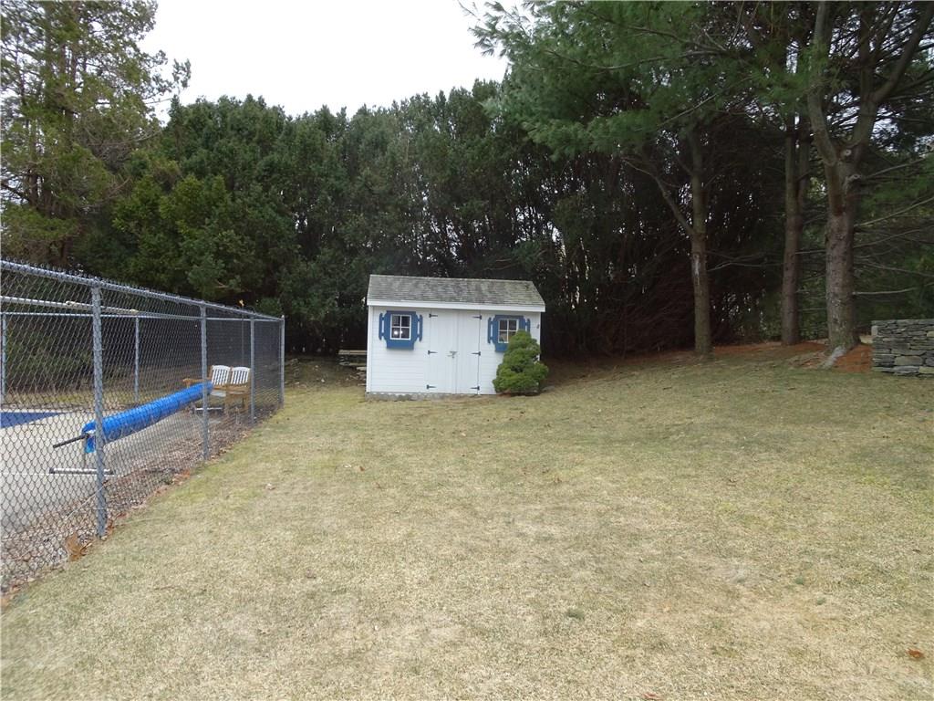 15 Whitewood Drive, Cranston, RI 02920 MLS 1218930 Lila Delman