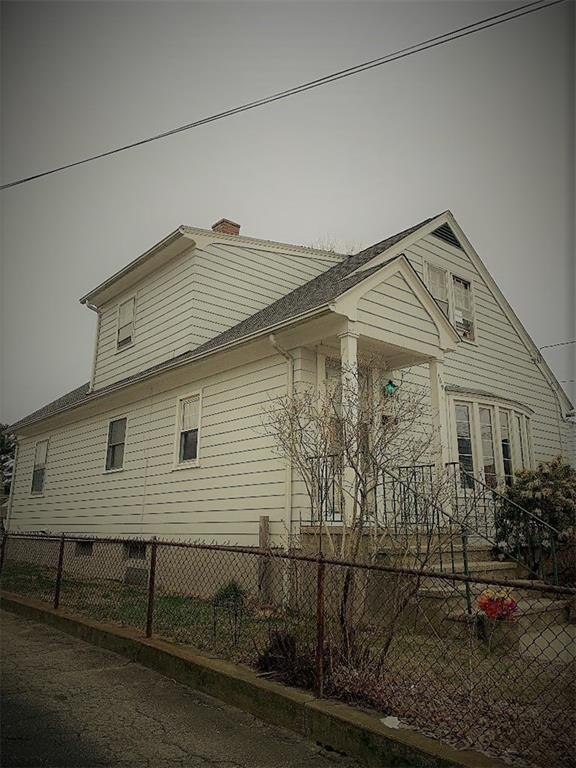 169 Maplewood Avenue, Cranston