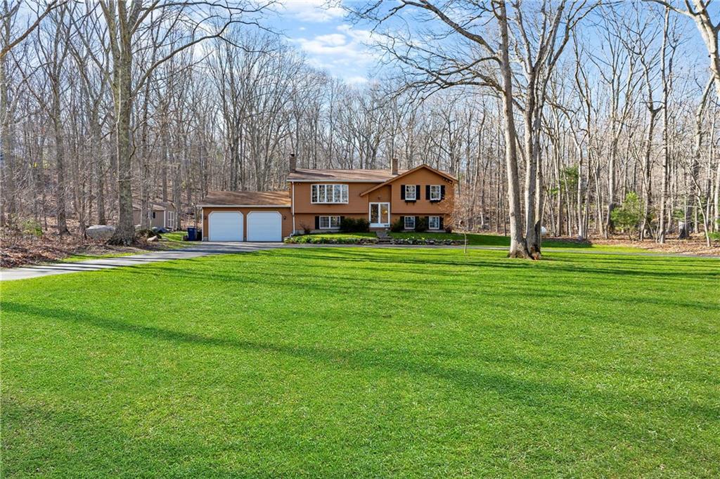 142 Hundred Acre Pond Road, South Kingstown