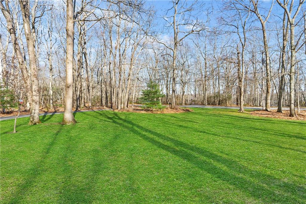 142 Hundred Acre Pond Road, South Kingstown