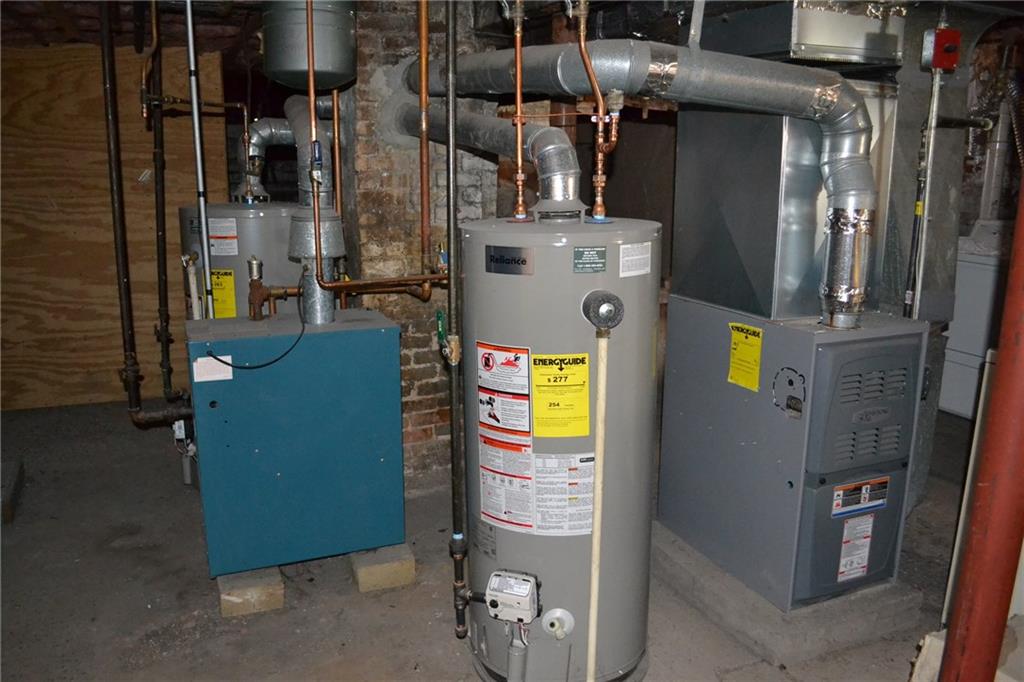 9 11 Pond Street, Pawtucket, RI 02860 MLS 1220666 Lila Delman