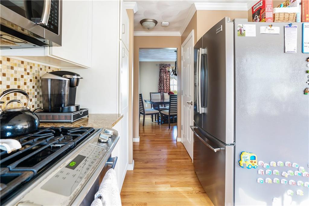 9 polo circle cranston ri