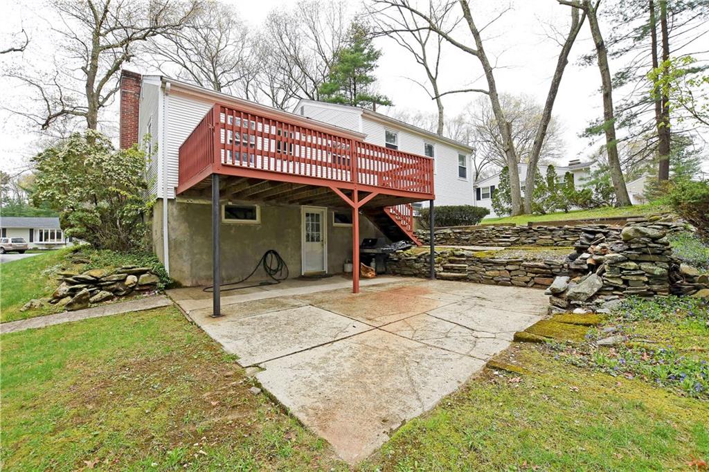 37 Maplecrest Drive, Smithfield, RI 02828 MLS 1220574 Lila Delman