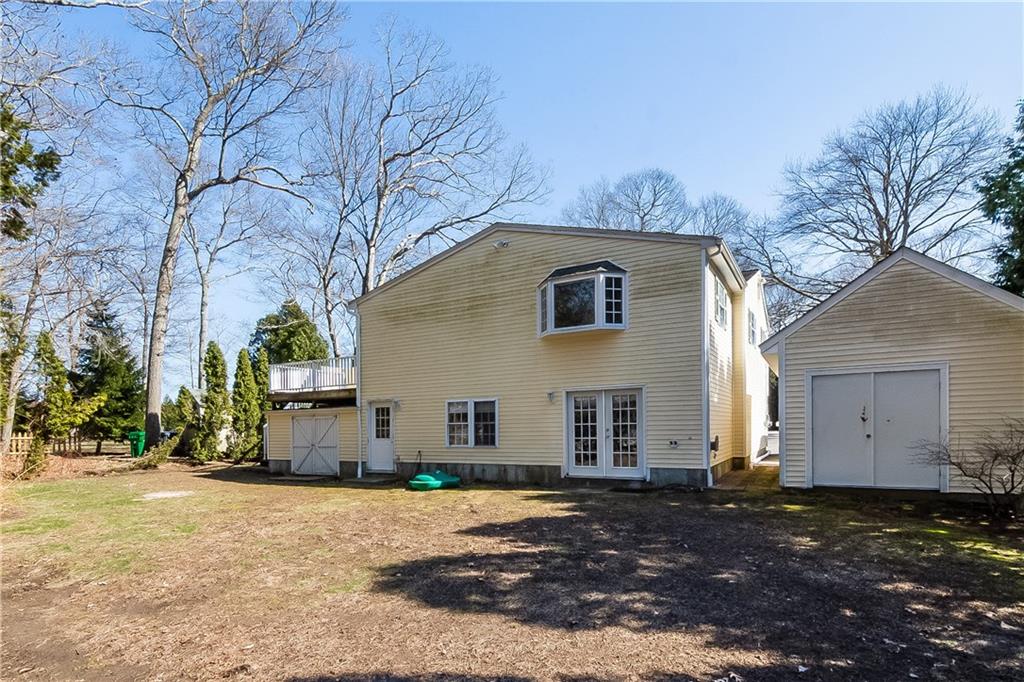 51 Greenwood Drive, South Kingstown