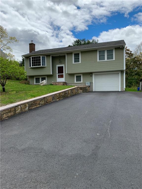 53 Mohawk Trail, West Greenwich