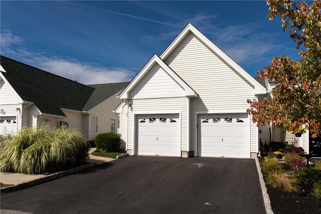 19 Silver Pines Boulevard, North Smithfield, RI 02896 MLS 1224659