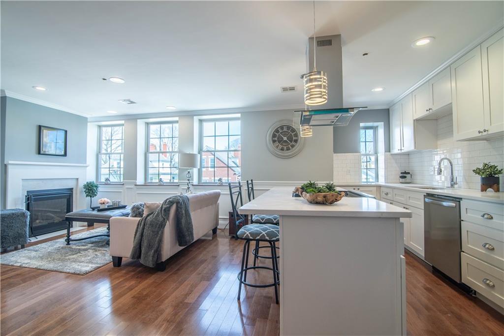 7 Mount. Hope Avenue, Unit209, Providence, RI 02906 MLS 1224772 Lila Delman