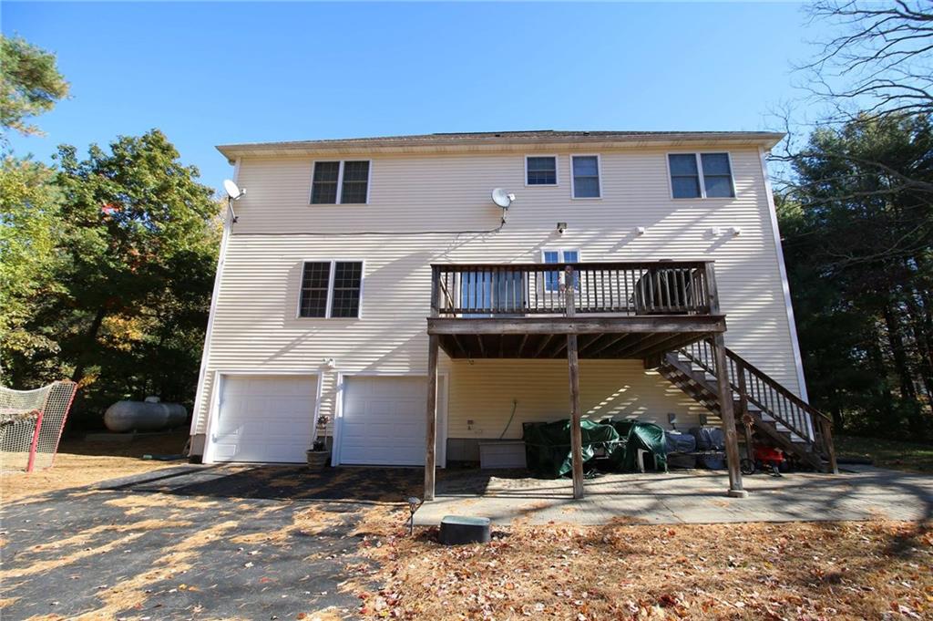 1335 Woonsocket Hill Road, North Smithfield, RI 02896 MLS 1225337