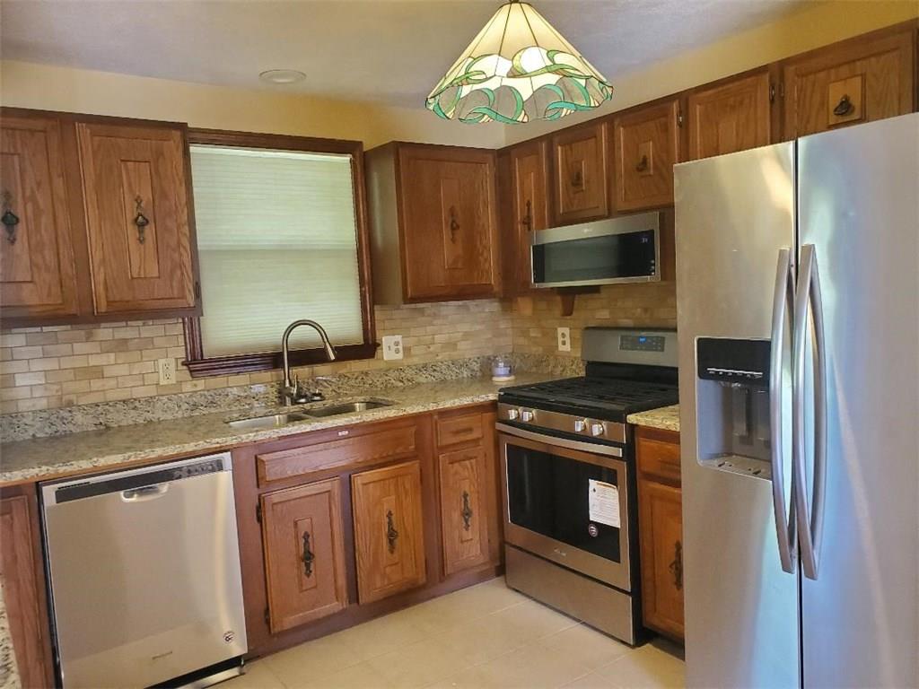 47 Turner Avenue, Cranston