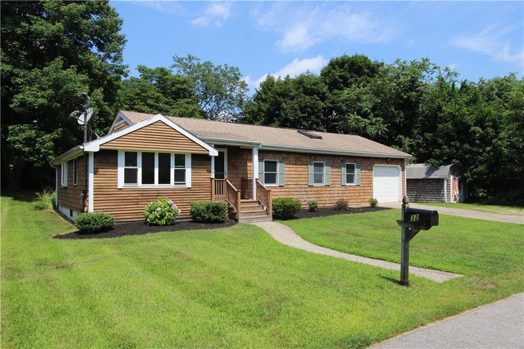 32 Arthur Street, Seekonk