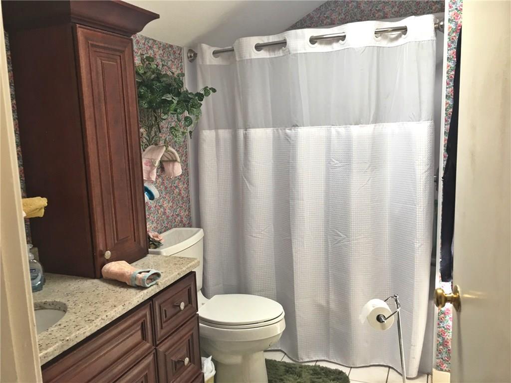 8 Acorn Ct Unit E5 South Kingstown Lila Delman