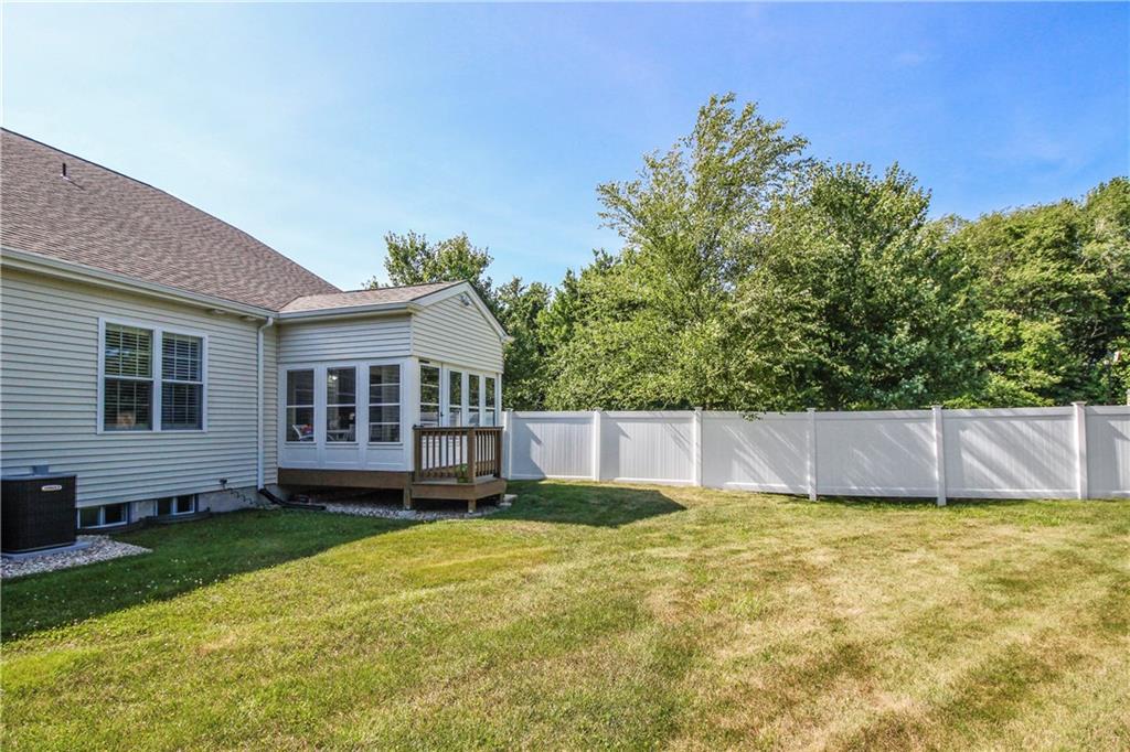 76 Hampton Way, South Kingstown