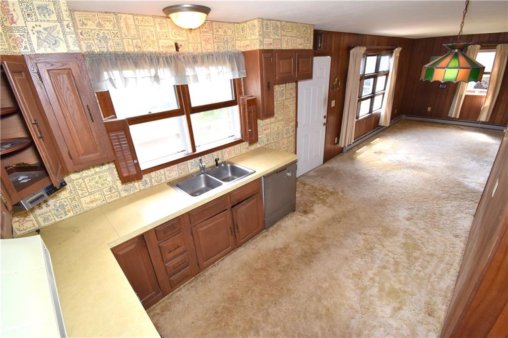 17 Spruce Avenue, Narragansett, RI 02882 MLS 1229824 Lila Delman