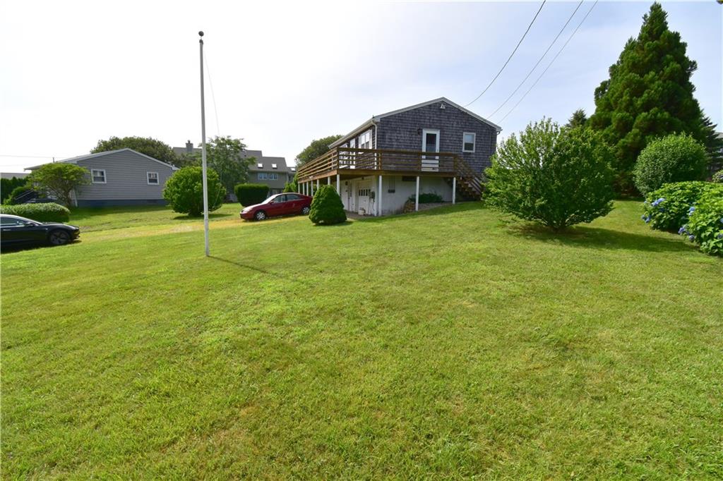 17 Spruce Avenue, Narragansett, RI 02882 MLS 1229824 Lila Delman