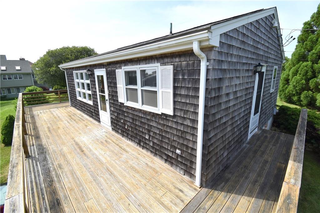 17 Spruce Avenue, Narragansett, RI 02882 MLS 1229824 Lila Delman