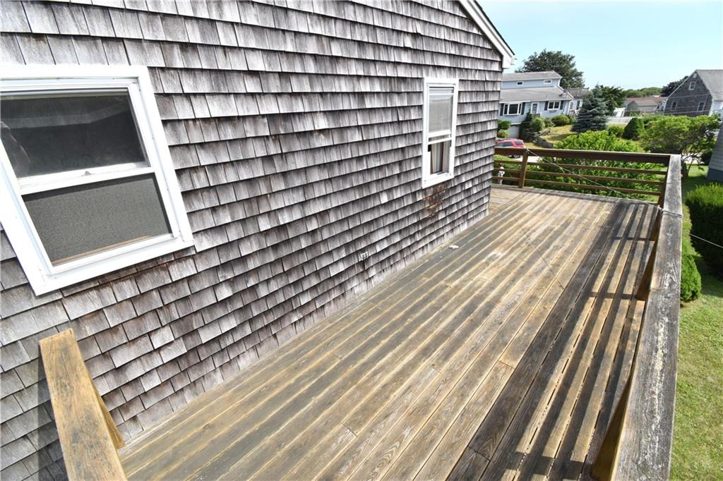 17 Spruce Avenue, Narragansett, RI 02882 MLS 1229824 Lila Delman