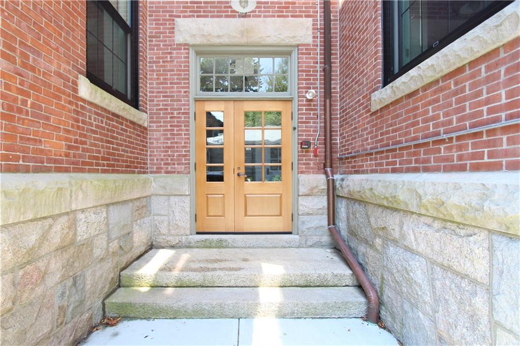 32 Carey ST, Unit1D Newport, Rhode Island 02840 Lila Delman