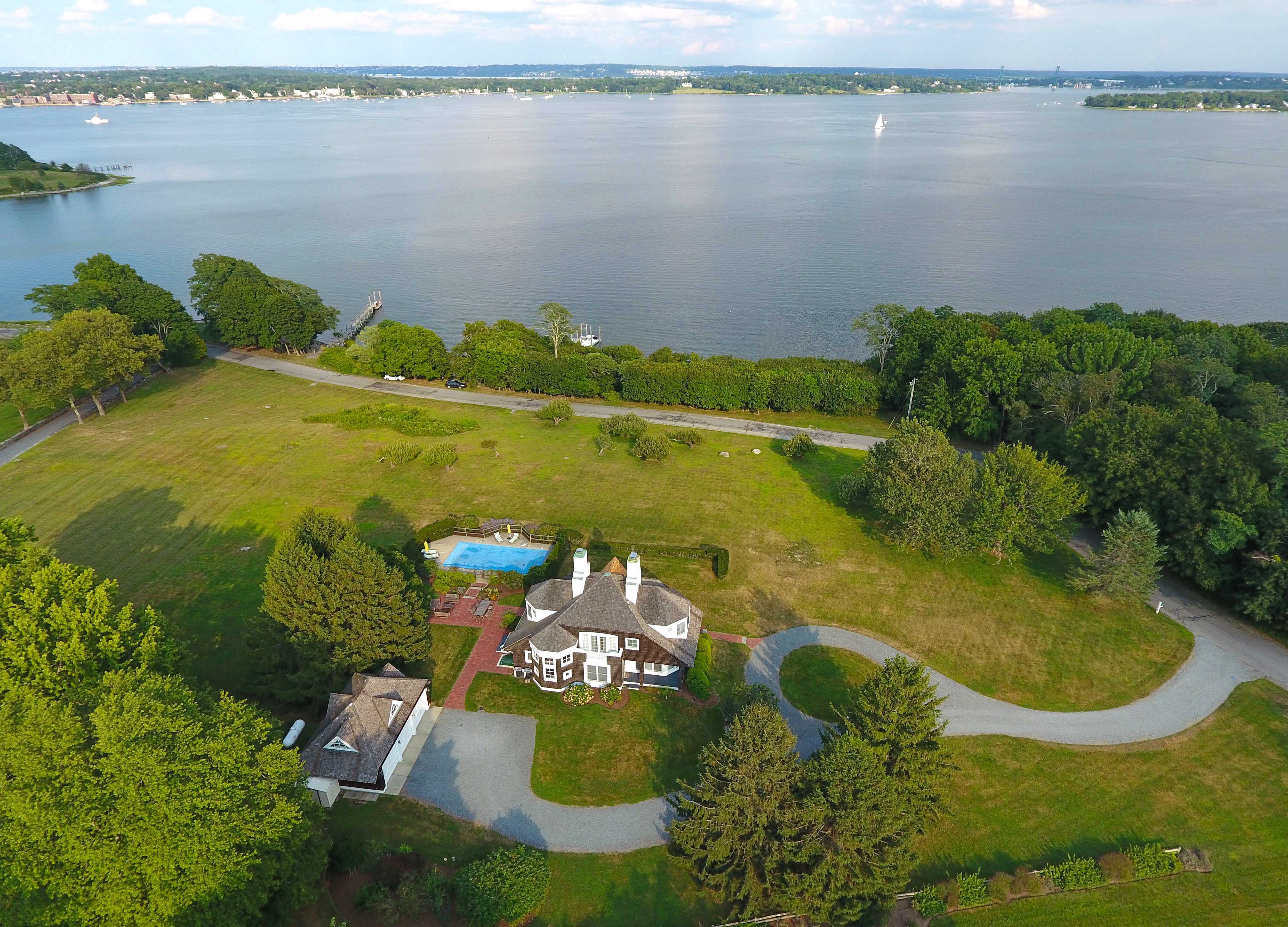 Waterfront Cottage in Bristol sells for $1.6 million, highest sale in Bristol year-to-date