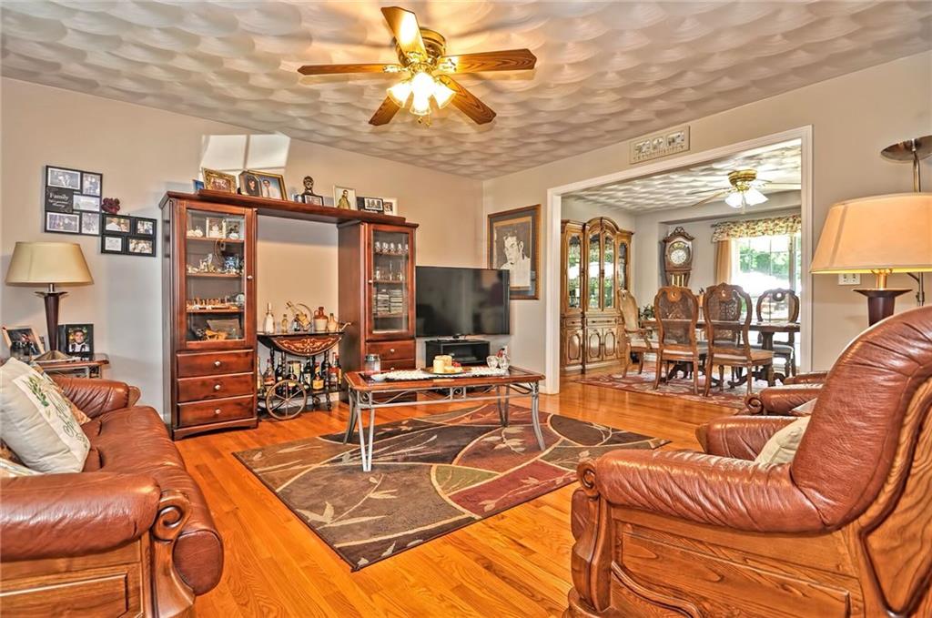 588 Arcade Avenue, Seekonk, MA 02771 MLS 1232097 Lila Delman