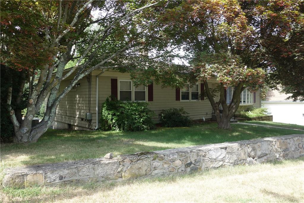 101 Borden Avenue, Johnston, RI 02919 MLS 1232101 Lila Delman