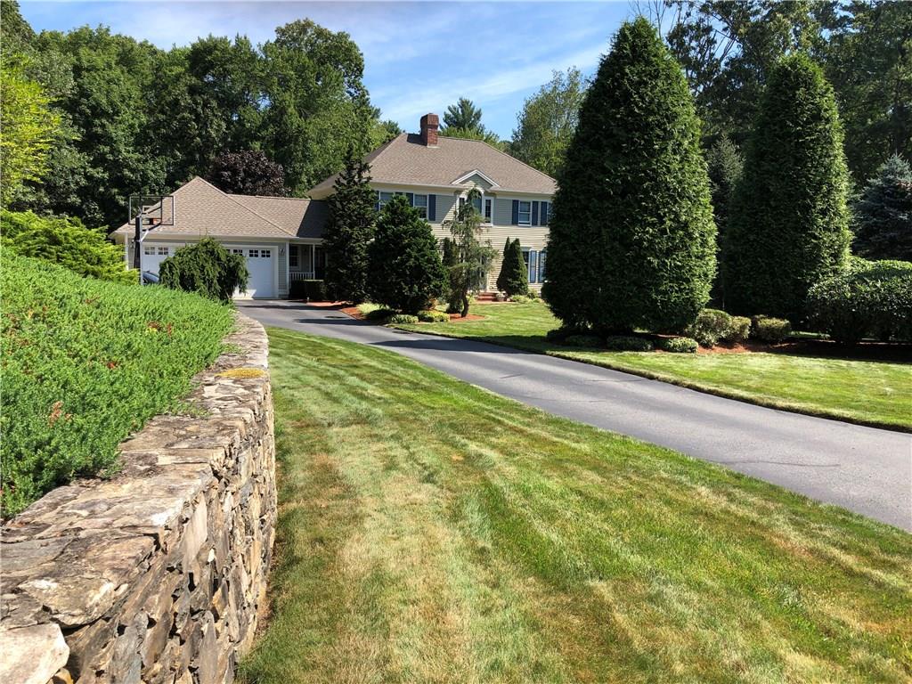 28 Valley View Drive, Smithfield
