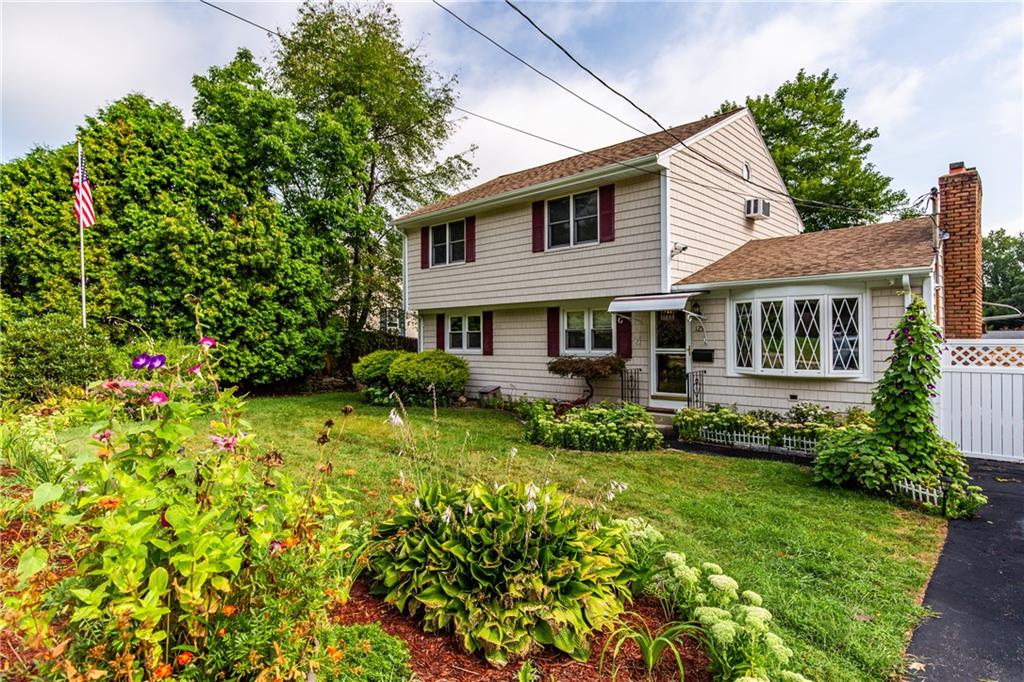 125 Farnum Pike, Smithfield, RI 02917 MLS 1233804 Lila Delman