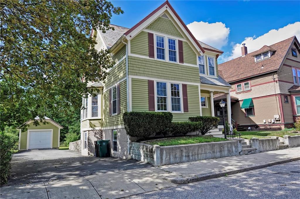 39 Bernice Avenue, Woonsocket, RI 02895 MLS 1234085 Lila Delman