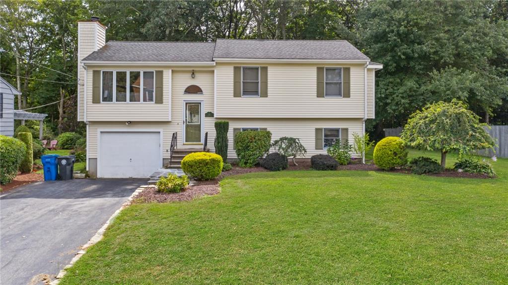 64 Mohawk Trail, Cranston, RI 02921 MLS 1234537 Lila Delman