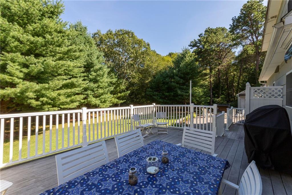324 Mautucket Road, South Kingstown