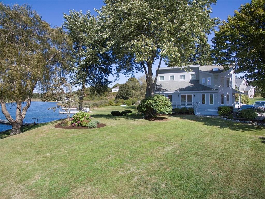 73 Potter Road, South Kingstown