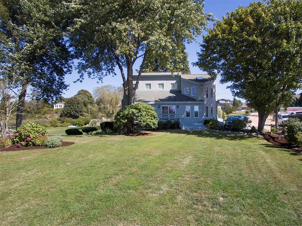 73 Potter Road, South Kingstown