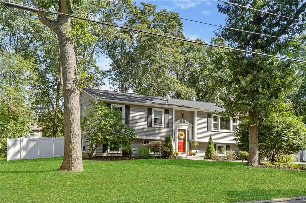 238 South Cobble Hill Road, Warwick, RI 02886 MLS 1236837 Lila Delman