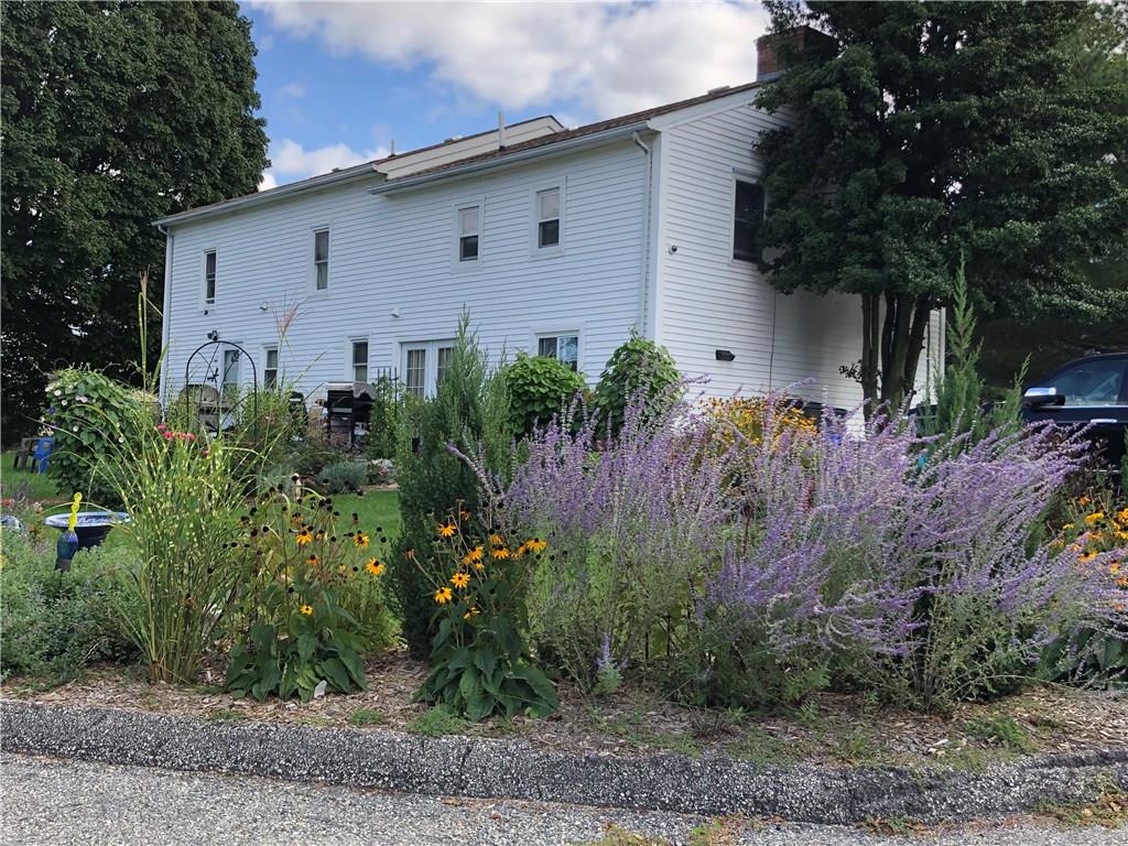 325 Cherry Hill Road, Johnston, RI 02919 MLS 1237472 Lila Delman