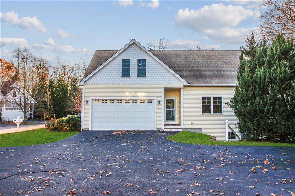 18 Southwinds Drive, South Kingstown
