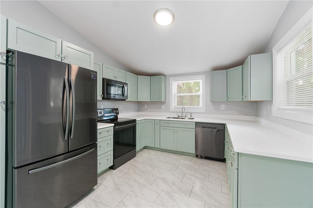 41 Coggeshall Street, Providence, RI 02908 MLS 1241332 Lila Delman